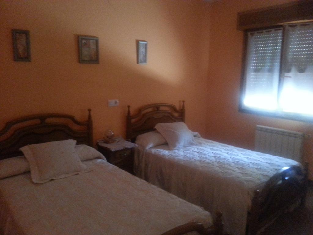 Casa Valle Hotel Onís Buitenkant foto